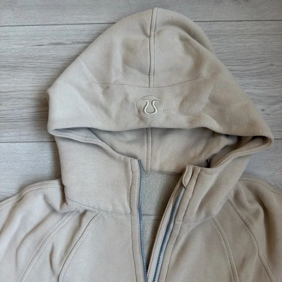 lululemon athletica Cream Hoodie - Picture 2 of 3